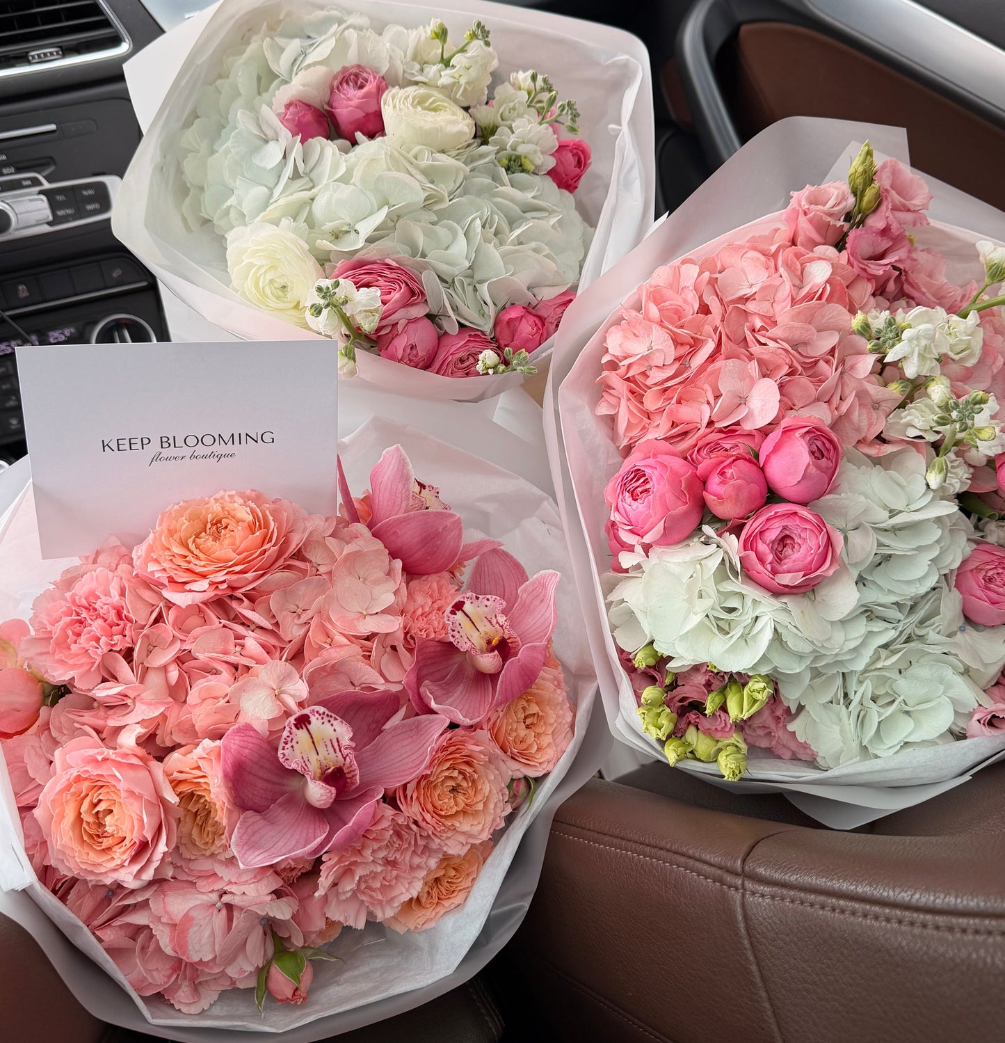 Designer’s Choice Bouquet - Select your colour!
