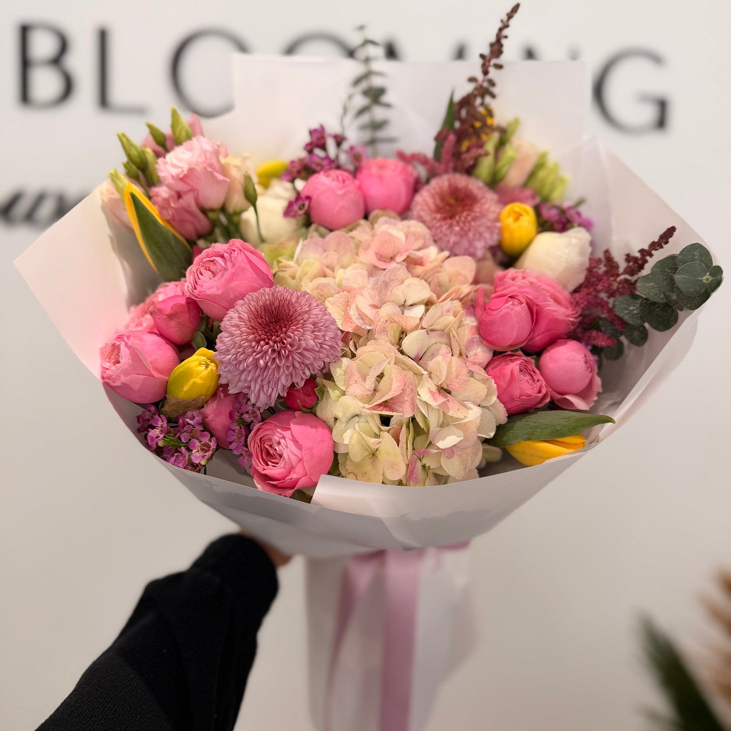 Signature Blush Garden