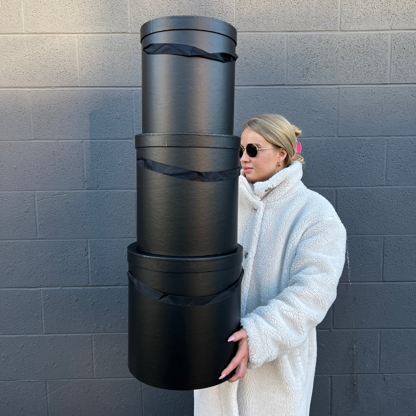 Round Tall Box (Cylinder) - Black